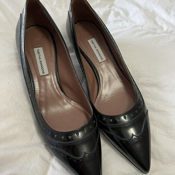 Tabitha Simmons Shoes - Black Tabitha Simmons Black Leather Kitten Heels~ Size 37.   Wingtips